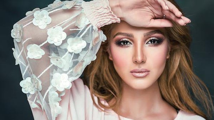 4 Alasan Mengapa Wajah Butuh Rehat Sejenak dari Tumpukan Makeup, Beauties Simak Yuk! 4 Alasan Mengapa Wajah Butuh Rehat Sejenak dari Tumpukan Makeup, Beauties Simak Yuk!