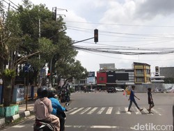 Ini Biang Kerok Traffic Light Tugu Adipura Sukabumi Rusak-Tak Diperbaiki