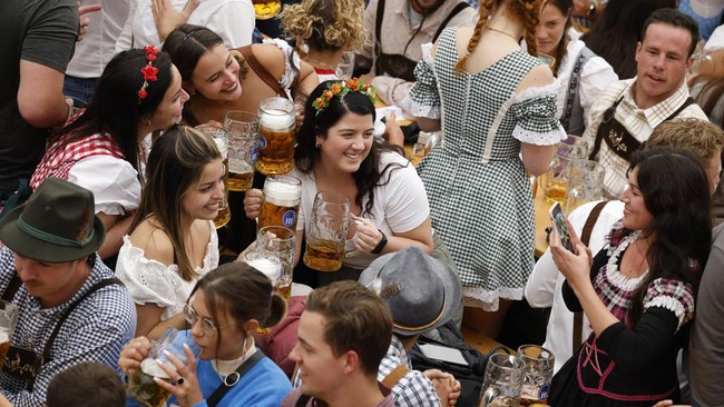 FOTO: Oktoberfest ke-187, Festival Bir Terbesar Dunia di Jerman