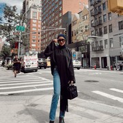 Pakai Tas Hermes Langka, Gaya Mewah Olla Ramlan di New York Curi Perhatian!
