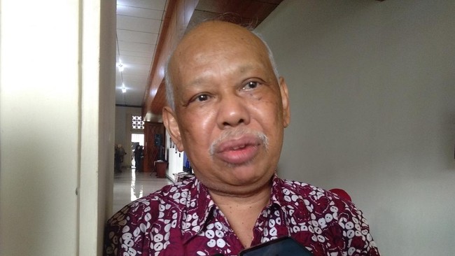 Ketua Dewan Pers Azyumardi Azra sempat melakukan perjalanan di Sumatera Barat untuk memberikan literasi media sebelum meninggal di Malaysia.