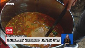 VIDEO: Proses Panjang di Balik Sajian Lezat Soto Betawi