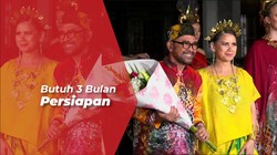 Candi Borobudur Dipamerkan Dalam Karya Sugeng Waskito di NYIFW 2022