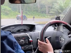 Detik-detik Perampok Bersenpi Beraksi di Jalinsum Sumsel Gasak Rp 350 juta