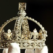 3 Fakta Tentang Berlian di Mahkota Ratu Elizabeth II yang Diminta Kembali oleh Afrika Selatan