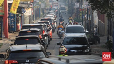 FOTO: Macet Horor Tiap Pagi di Jatiasih Bekasi