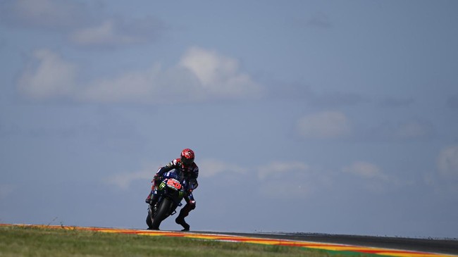 Fabio Quartararo mengalami kecelakaan setelah menabrak motor Marc Marquez di MotoGP Aragon. Ia mengaku tidak ingat detail momen tersebut.