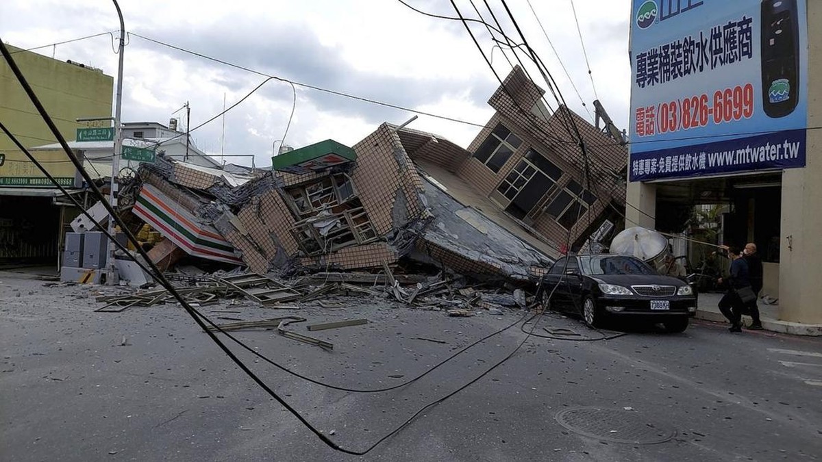 FOTO: Momen Gempa Dahsyat M 7,2 Guncang Taiwan