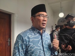 Tawaran Golkar hingga Batalnya Ridwan Kamil Gabung Parpol di 2022