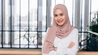 Tips Hijab untuk Wajah Bulat, Termasuk Kiat Hemat Belanjanya