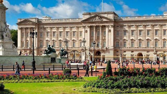 Fakta Penting di Balik Kemegahan Istana Buckingham, Kediaman Para Raja dan Ratu Inggris