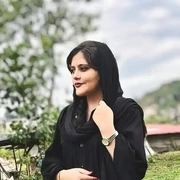 Profil Mahsa Amini, Perempuan yang Ditangkap-Tewas karena Langgar Aturan Hijab hingga Picu Protes di Iran