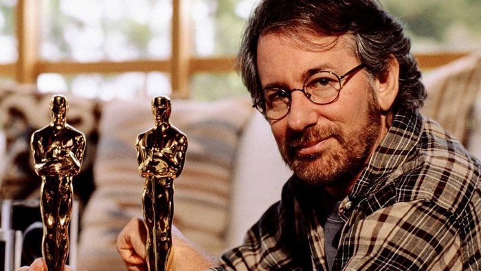 Sutradara Film Ternama di Dunia Ini Tidak Lulus Kuliah, tapi Bisa Sukses Kaya Raya! Apa Rahasianya?