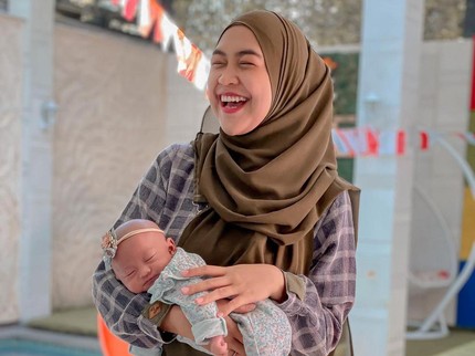 Cerita Ria Ricis Hadapi Cibiran Netizen Sejak Jadi Bunda, Tak Kuat Bayinya Dihujat