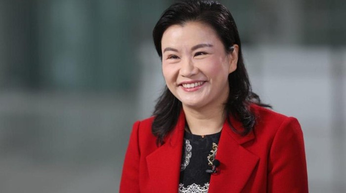 Terpaksa Berhenti Sekolah hingga Jadi Buruh Pabrik, Perempuan Ini Kini Berhasil Jadi Salah Satu Perempuan Terkaya di China