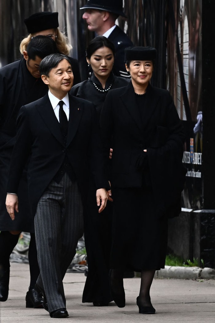 Kaisar Naruhito dan Permasuri Masako dari Jepang juga turut hadir di upacara pemakaman Ratu Elizabeth II. Foto: AFP via Getty Images/MARCO BERTORELLO