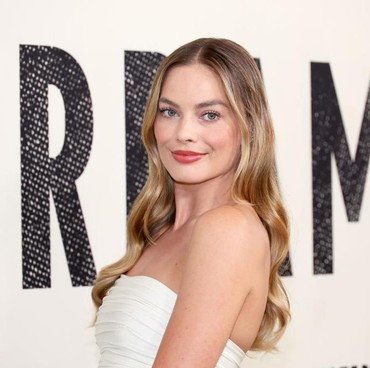 Margot Robbie Batal Bintangi Spin-off 'Pirates of the Caribbean'