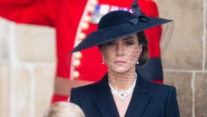 Fakta di Balik Kalung Mutiara Kate Middleton di Pemakaman Ratu Elizabeth II! Ternyata Pernah Dipakai Putri Diana