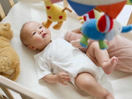 Bayi 4 Bulan Bisa Apa? Ketahui Perkembangan dan Cara Stimulasinya