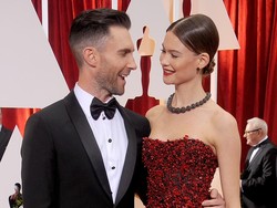Janji Adam Levine ke Keluarga usai Bantah Isu Selingkuh