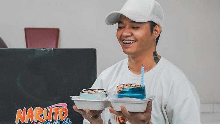 Mesranya Reza Arap dan Wendy Walters Saat Makan Warteg Berdua