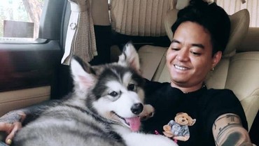 img-title Reza Arap Buka Suara Terkait Isu Orang Ketiga di Rumah Tangganya