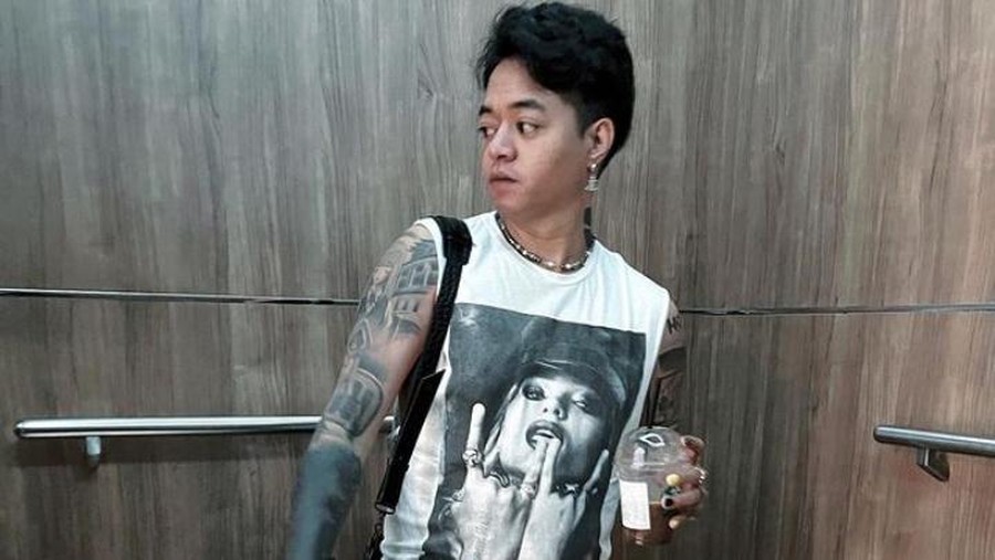 Galeri Reza Arap Oktovian Mesranya Reza Arap dan Wendy Walters Saat Makan Warteg Berdua