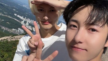 img-title Bestie Forever, Renjun NCT & Jun SEVENTEEN Pamer Keseruan Naik Gunung