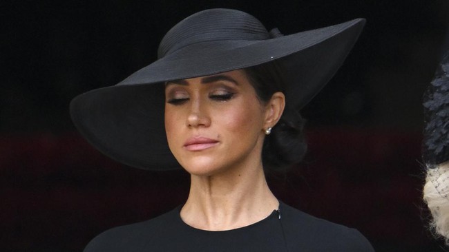 Penyesalan Meghan Markle Setelah Bentrokan dengan Keluarga Kerajaan