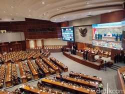 DPR Sahkan 5 Anggota Dewan Pengawas BPKH Periode 2022-2027