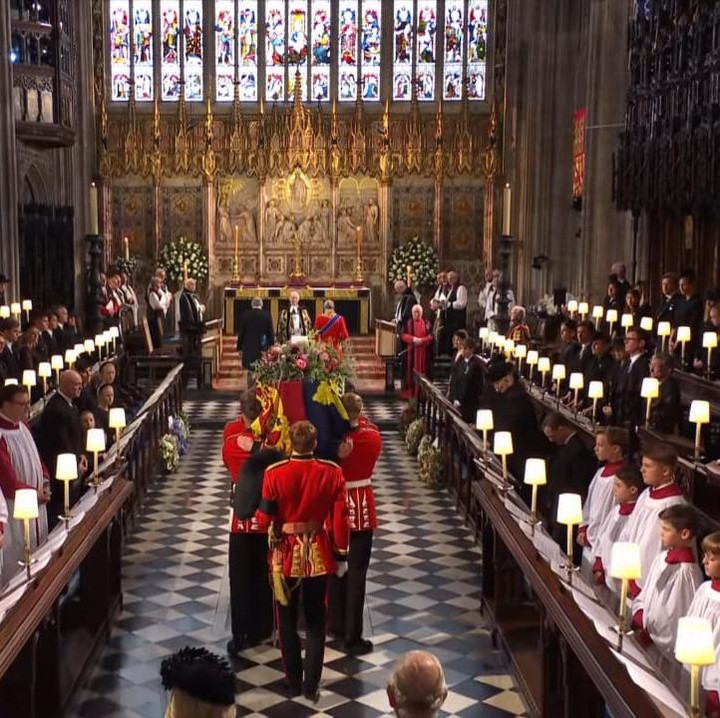 <p>Berikut adalah proses upacara pemakaman kenegaraan. (Foto: YouTube The Royal Family)</p>