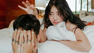 img-title Wendy Walters Ubah Caption Foto Nikah, Dugaan Reza Arap Selingkuh Makin Kuat