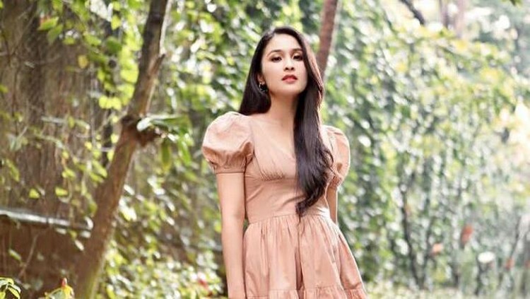 sandra dewi golongan darah