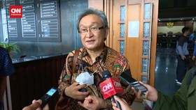VIDEO: Kuasa Hukum Bantah Lin Che Wei Terlibat Kasus Mafia Migor