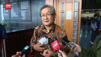 img-title VIDEO: Kuasa Hukum Bantah Lin Che Wei Terlibat Kasus Mafia Migor