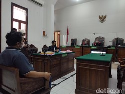 Pasutri di Surabaya Sewa Motor Lalu Digadaikan untuk Bayar Utang