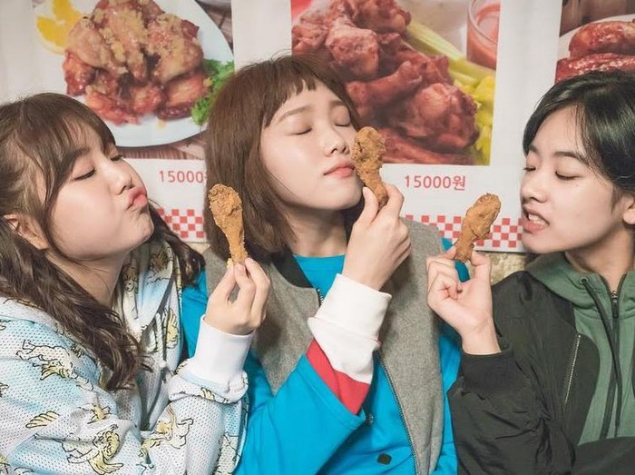 Ilustrasi ayam goreng Korea