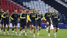 FOTO: Persiapan Akhir Jelang Duel Skotlandia vs Ukraina