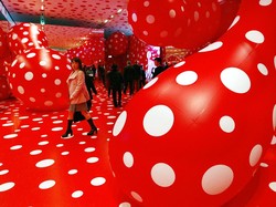 Pameran Seni Yayoi Kusama Terbesar Bakal Berlabuh di New York