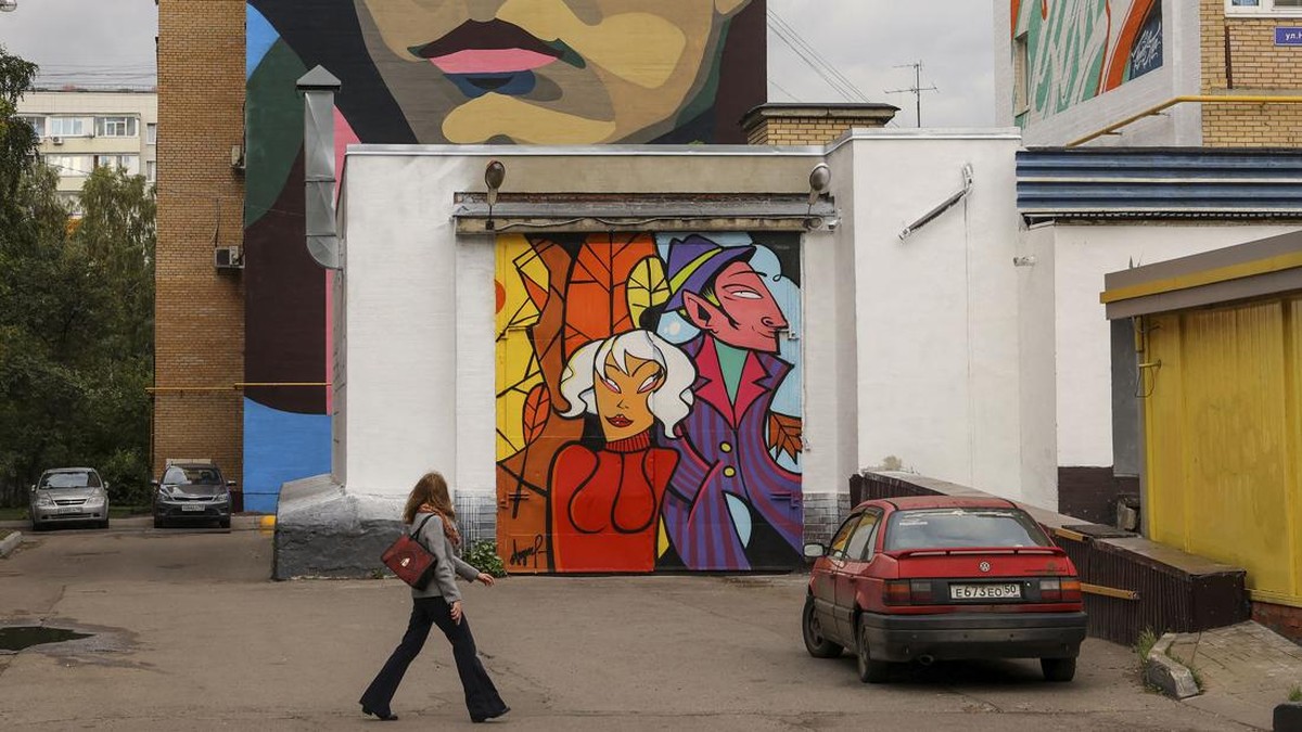 FOTO: Festival Mural Internasional Moskow di Muka Gedung Bertingkat