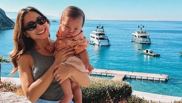 NIKITA WILLY KESEPIAN DI AMERIKA
