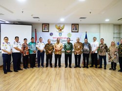 Gubernur Kepri-Dirjen Hubud Teken PKS Pengembangan Bandara RHA Karimun