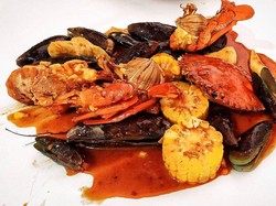 Maknyuss! 5 Restoran Seafood di Depok Ini Terkenal Enak