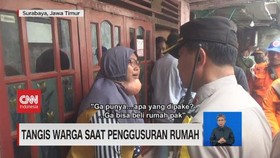 VIDEO: Tangis Warga Saat Penggusuran Rumah