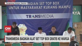 VIDEO: Transmedia Bagikan Alat Set Top Box Gratis ke Warga