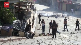 VIDEO: Gerilyawan Hamas Serang Markas Otoritas Palestina Di Jenin