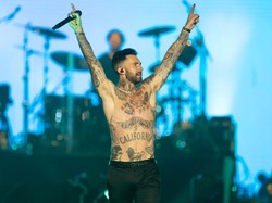 Lirik Lagu This Love - Maroon 5