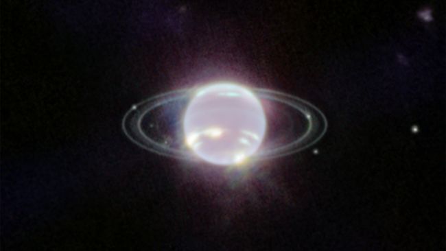 Teleskop James Webb menangkap gambar Neptunus yang tengah mengenakan cincinnya. Kok bisa?