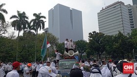 Cegah Republik Honorer, Massa Nakes Desak Diangkat ASN ke Azwar Anas