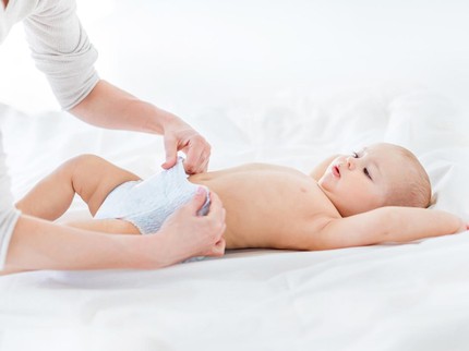 Bayi ASI Jarang Pipis, Normalkah? Kenali Penyebab dan Cara Mengatasinya